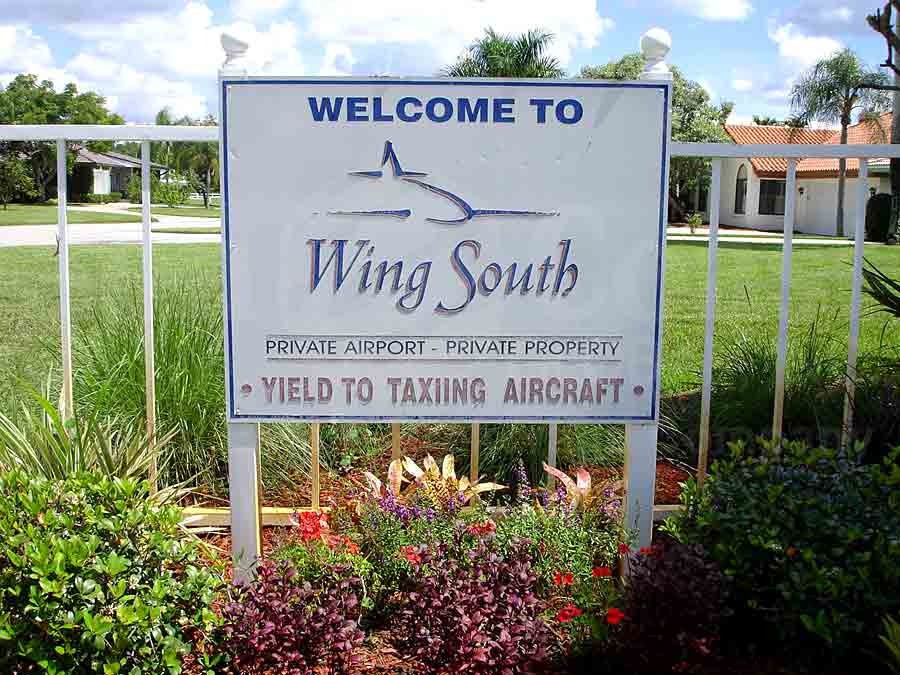 WING SOUTH AIRPARK Signage